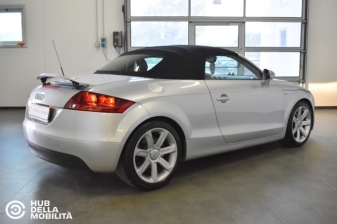 AUDI TT Roadster 2.0 TFSI S tronic
